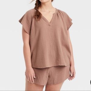 Universal Thread Plus Size Flutter Shirt - NEW W/ TAGS!